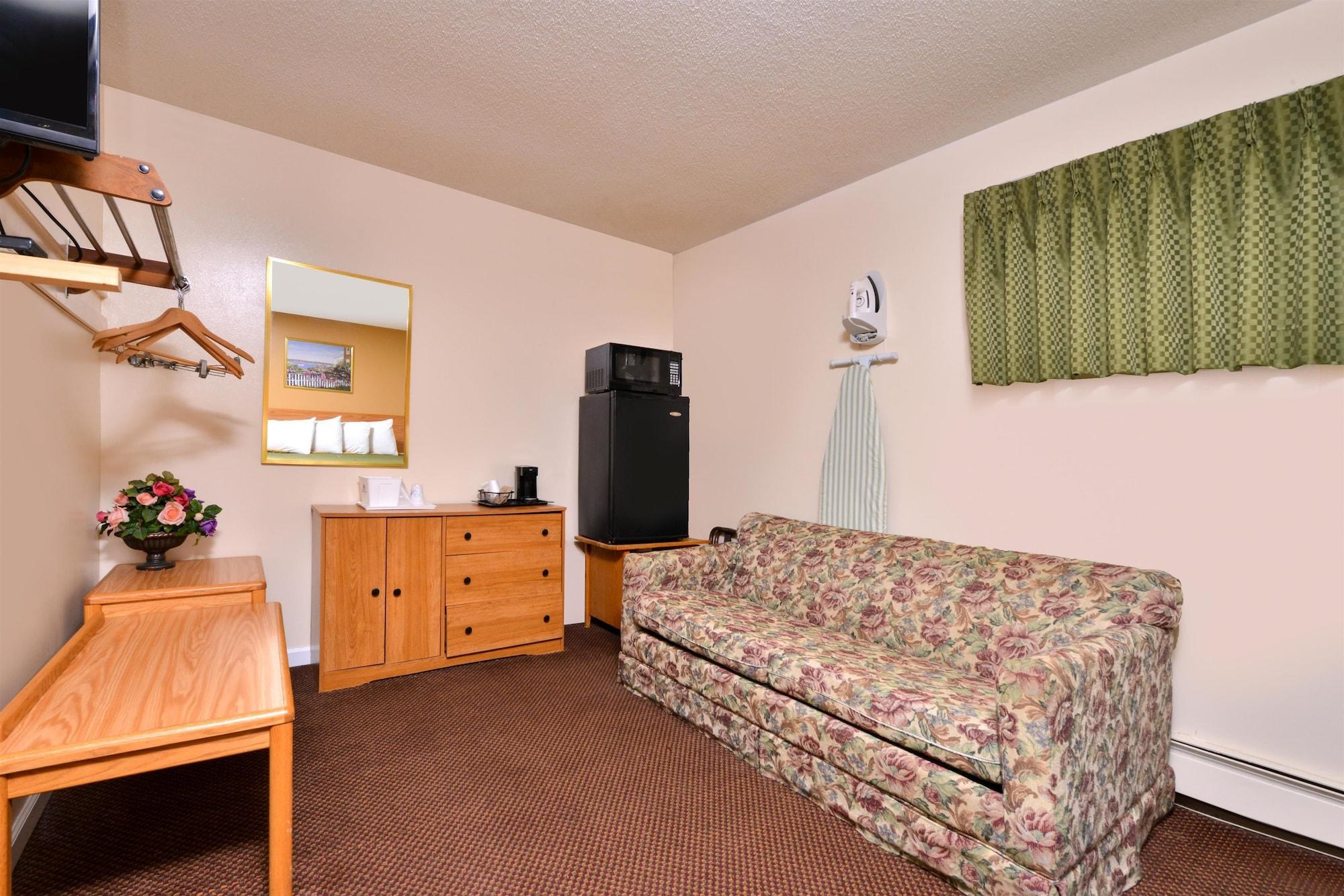 Americas Best Value Inn Jonesville/Hillsdale Exterior foto